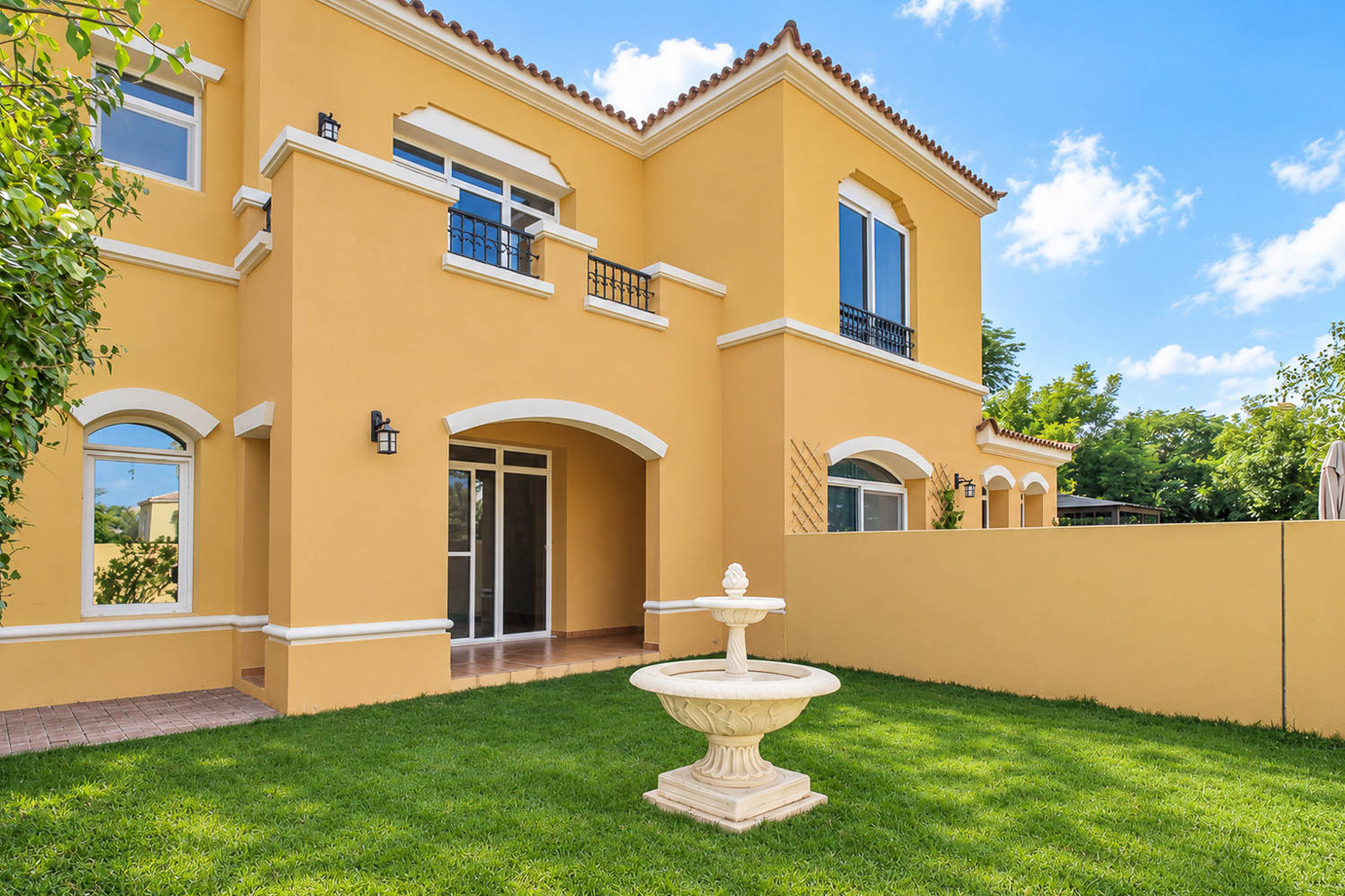 2 Bedroom Townhouse in Palmera 2