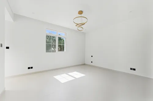 3 Bedrooms Townhouse in Al Reem 2