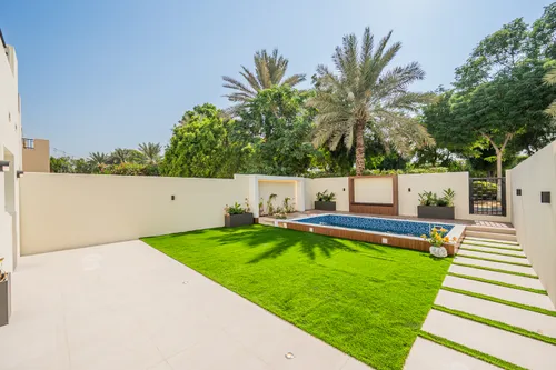 3 Bedrooms Townhouse in Al Reem 2