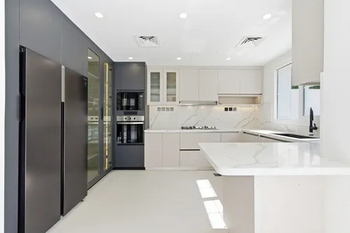 3 Bedrooms Townhouse in Al Reem 2