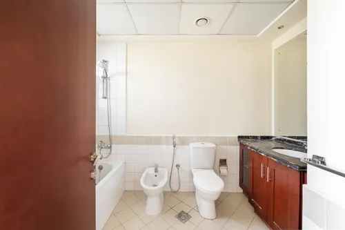 2 Bedrooms Townhouse in Palmera 2