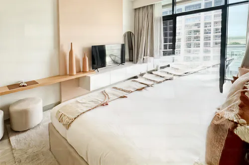  Apartment in Azizi Riviera 44