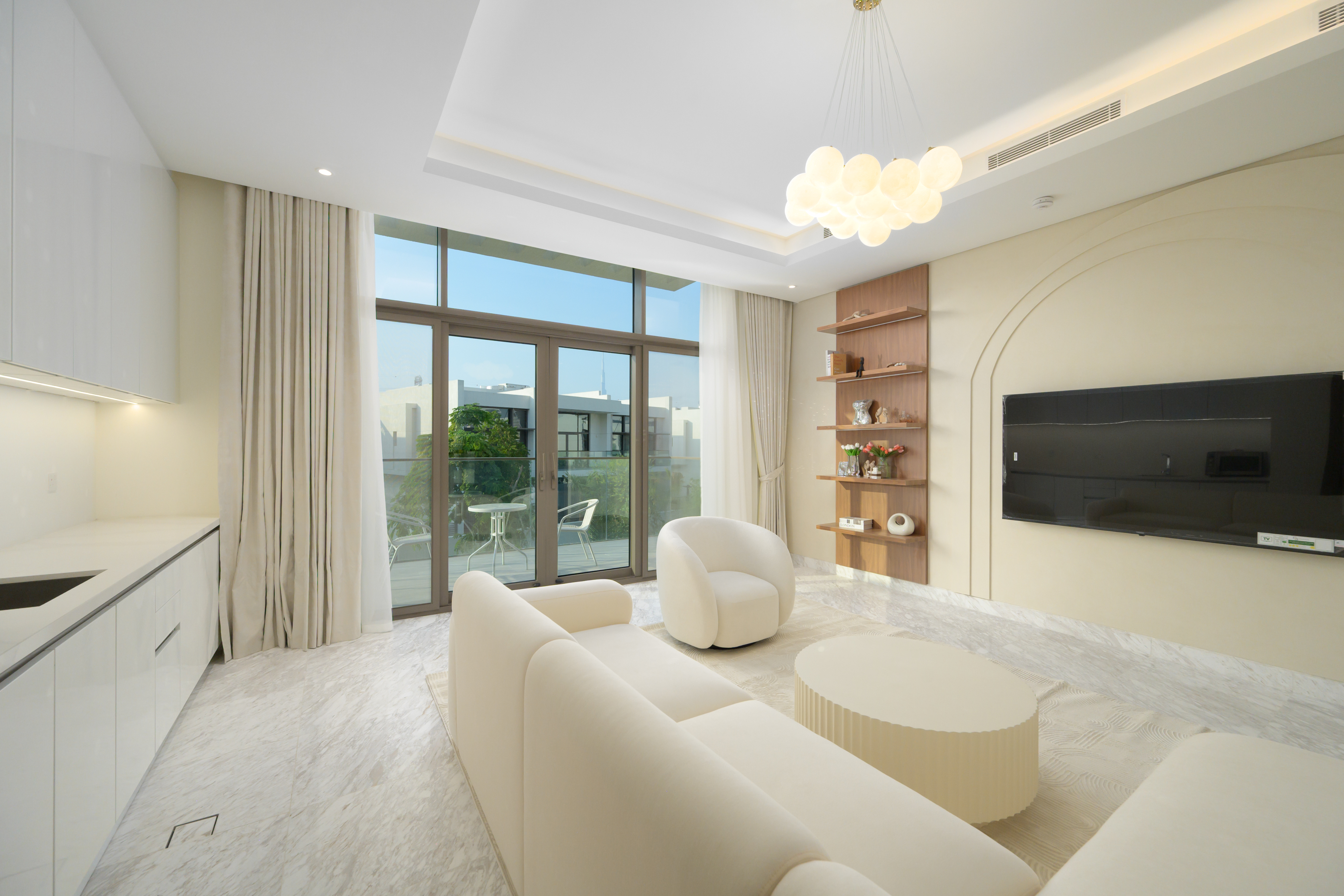 5 Bedrooms Villa in District One - B Villas