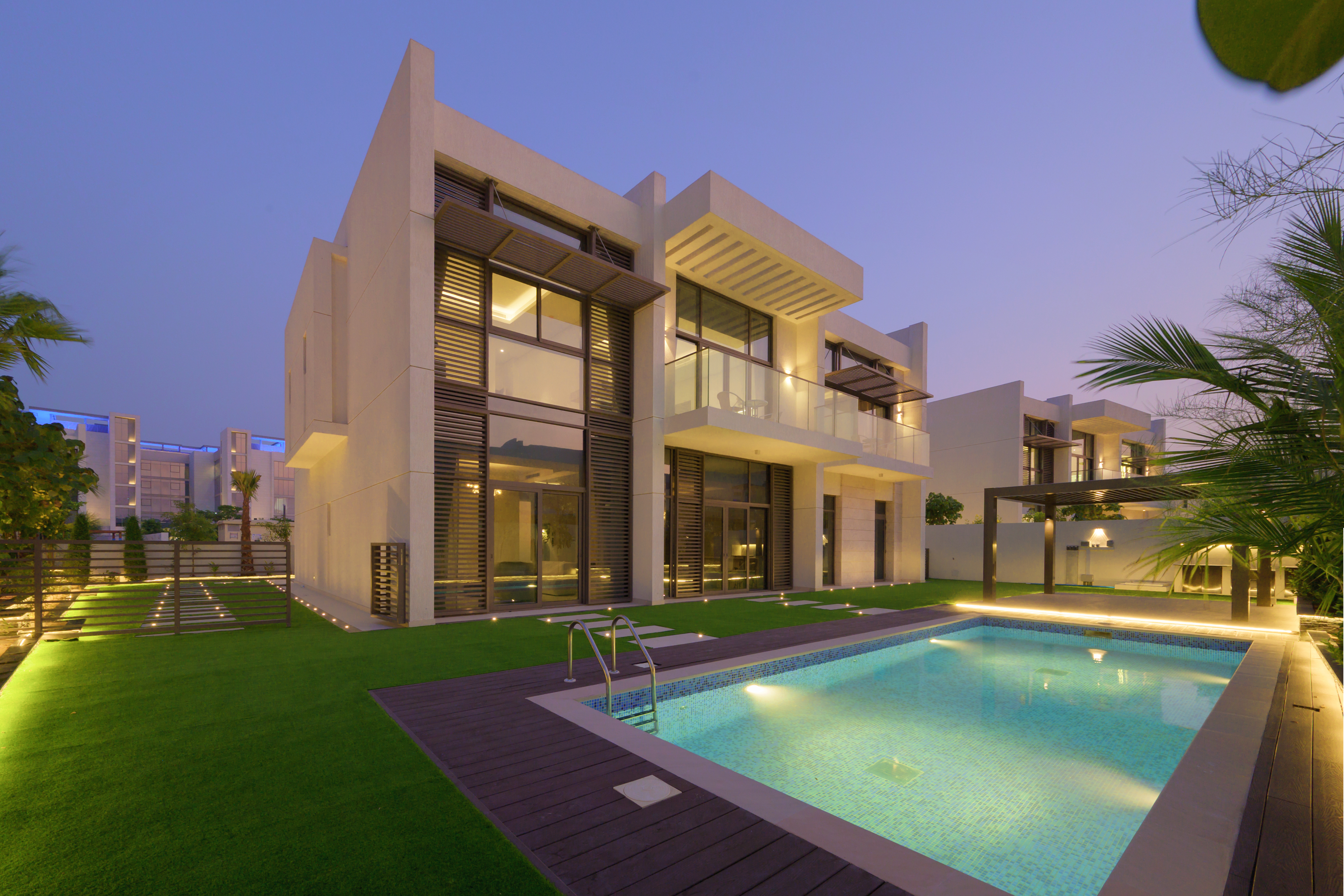 5 Bedrooms Villa in District One - B Villas