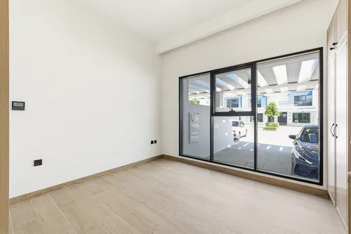 4 Bedrooms Townhouse in Santorini 2