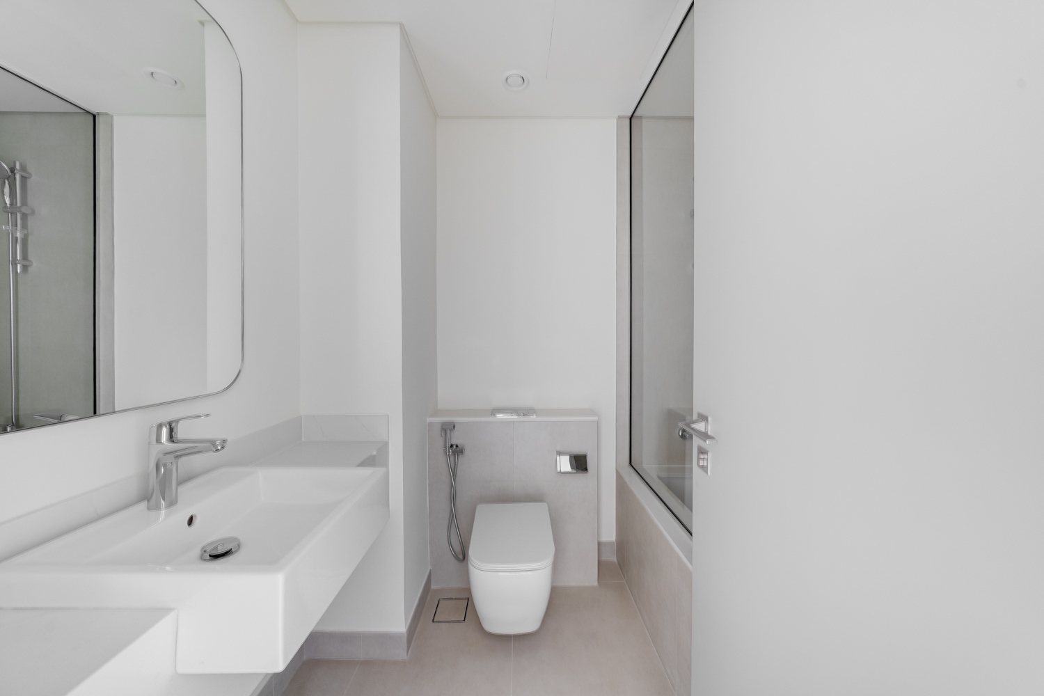 3 Bedrooms Townhouse in Nara