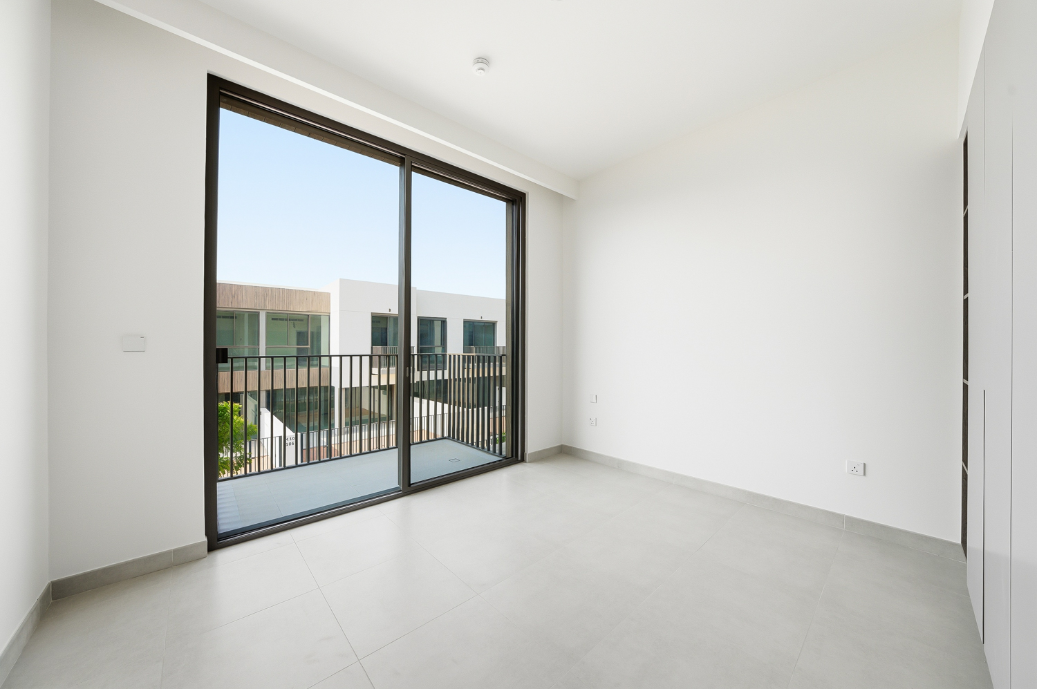 3 Bedrooms Townhouse in Nara