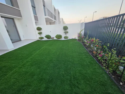 3 Bedrooms Townhouse in Nara