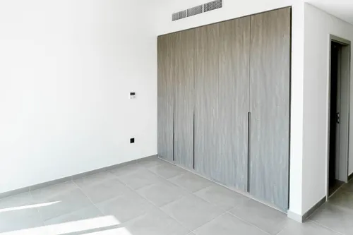 4 Bedrooms Townhouse in Nara