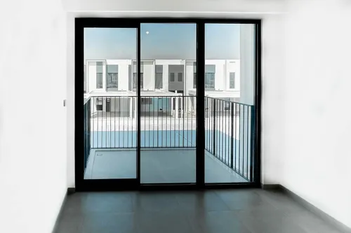 4 Bedrooms Townhouse in Nara