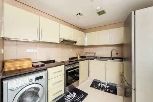 1 Bedroom Apartment in Hilliana Tower