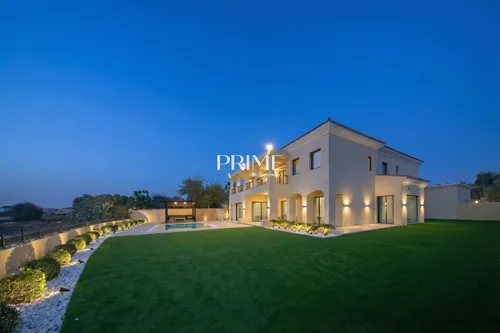 Turnkey Modern Villa | Direct Golf Course Views