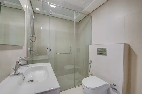 3 Bedrooms Apartment in Blue Reef Building