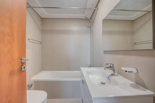 3 Bedrooms Apartment in Blue Reef Building