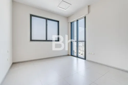 Unfurnished | Managed | High Floor