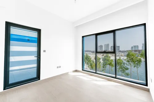 4 Bedrooms Townhouse in Santorini 1