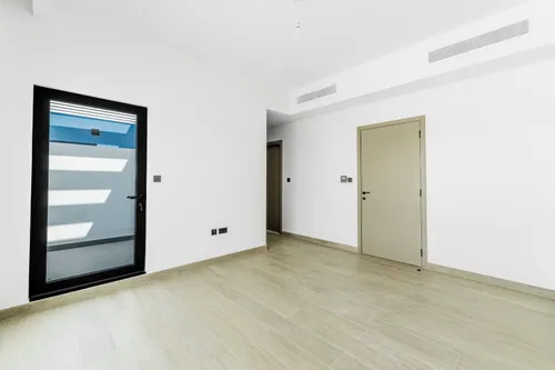 4 Bedrooms Townhouse in Santorini 1