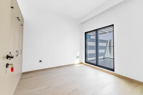 4 Bedrooms Townhouse in Santorini 1