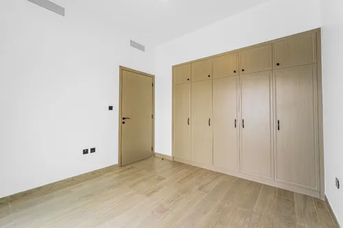 4 Bedrooms Townhouse in Santorini 1