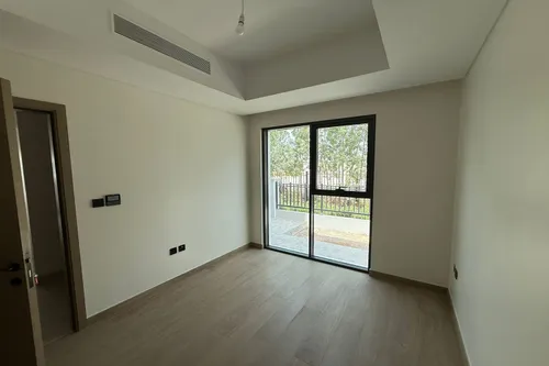 5 Bedrooms Townhouse in Santorini 1