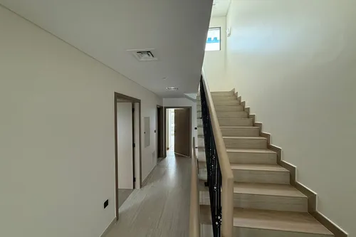 5 Bedrooms Townhouse in Santorini 1