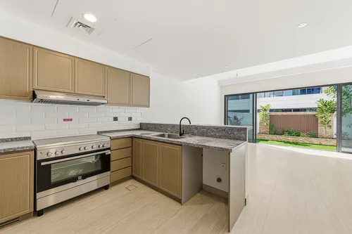 5 Bedrooms Townhouse in Santorini 1