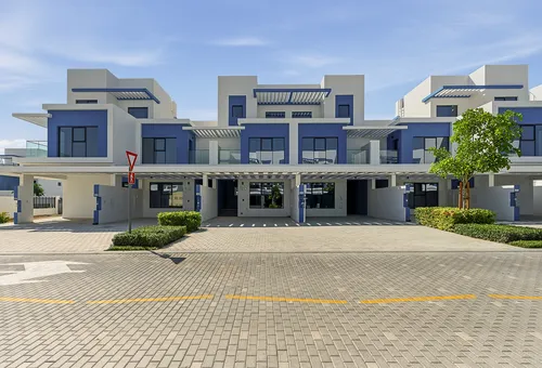 5 Bedrooms Townhouse in Santorini 1