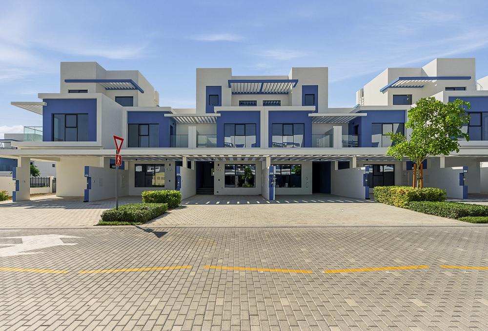 5 Bedrooms Townhouse in Santorini 1