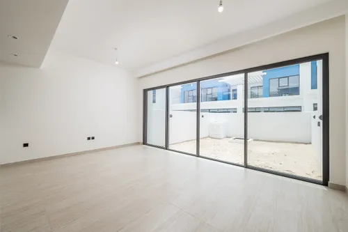 4 Bedrooms Townhouse in Santorini 1