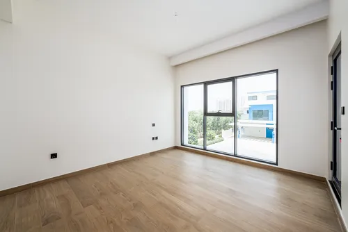 4 Bedrooms Townhouse in Santorini 1