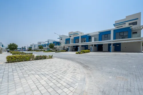 4 Bedrooms Townhouse in Santorini 1