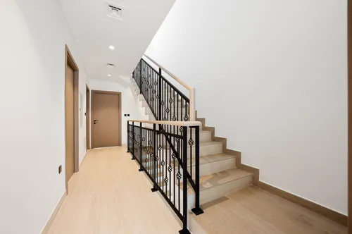 5 Bedrooms Townhouse in Santorini 1