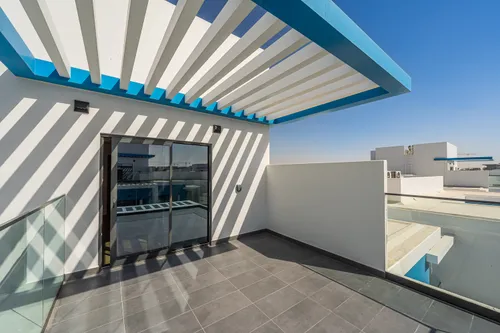 5 Bedrooms Townhouse in Santorini 1