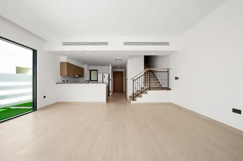 5 Bedrooms Townhouse in Santorini 1