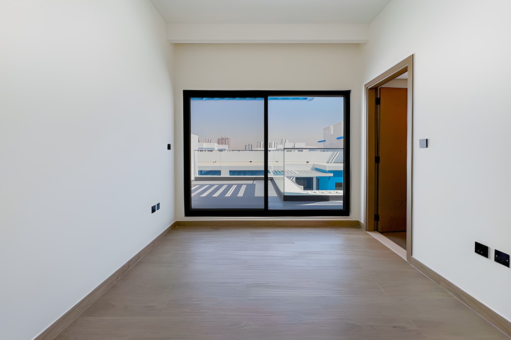 5 Bedrooms Townhouse in Santorini 1