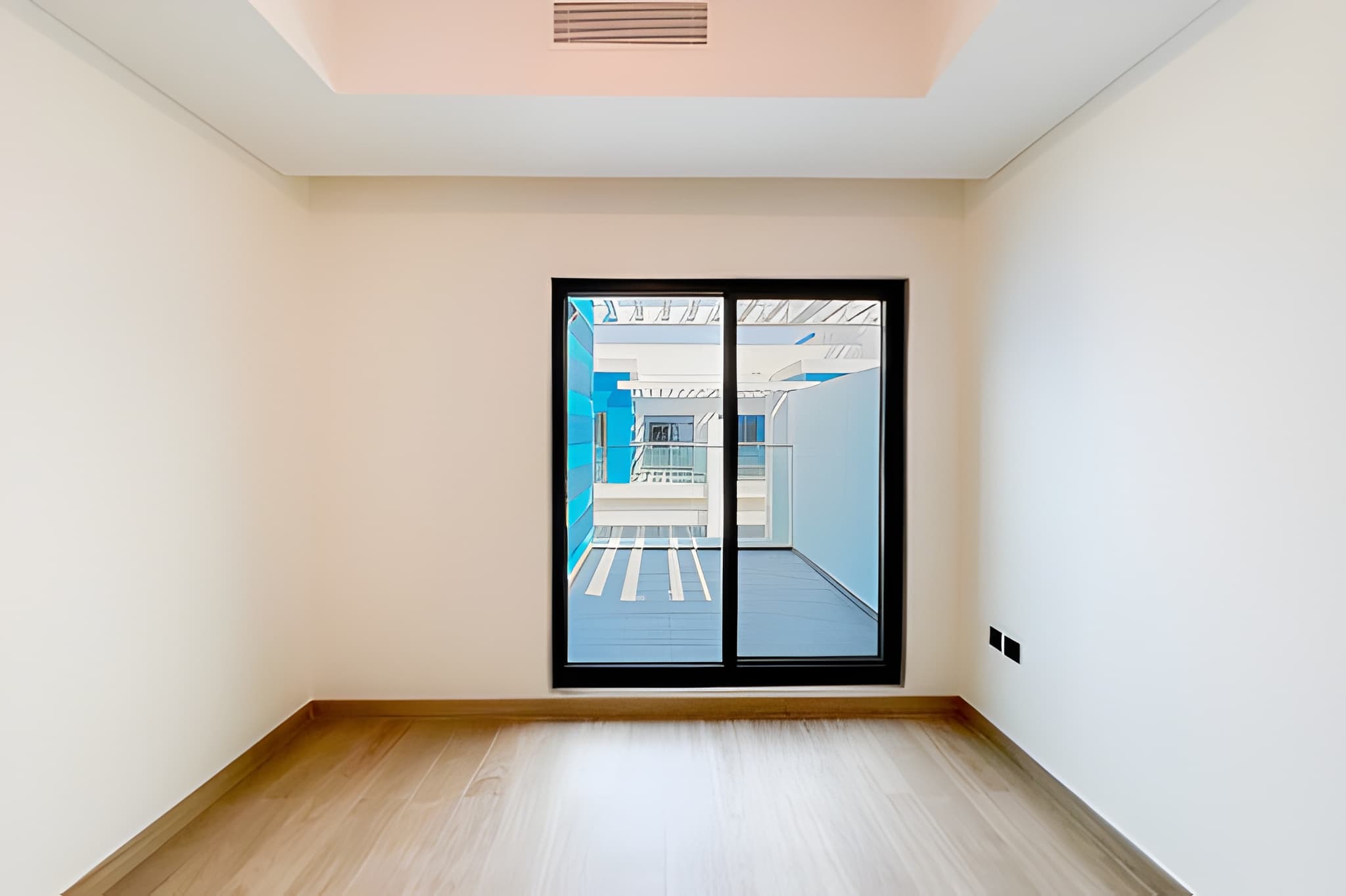 5 Bedrooms Townhouse in Santorini 1