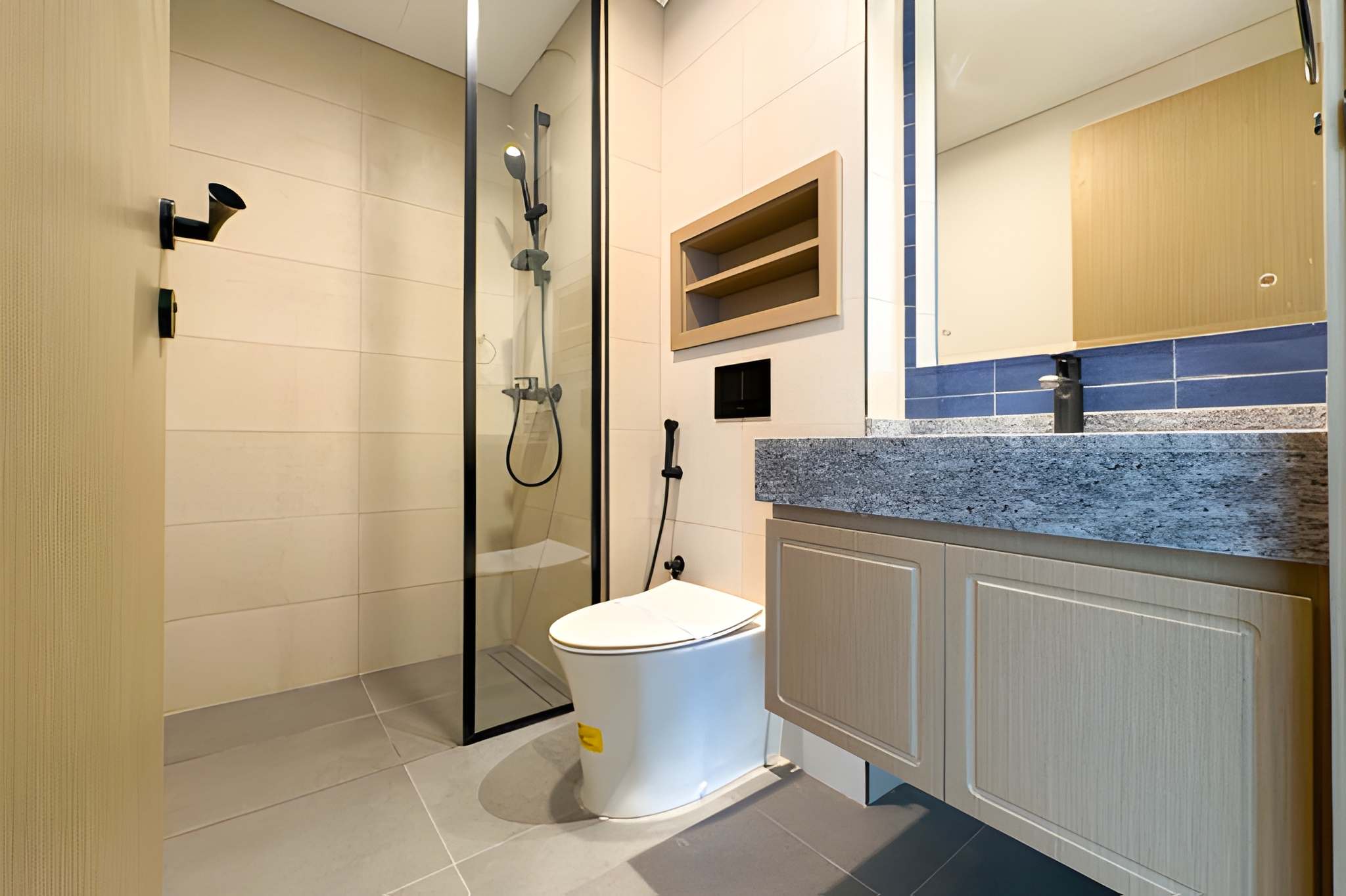 5 Bedrooms Townhouse in Santorini 1