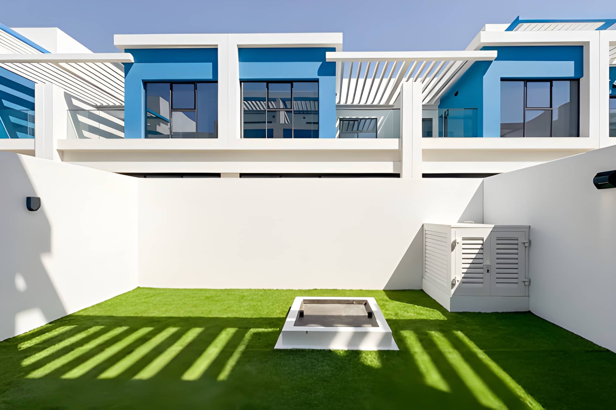 5 Bedrooms Townhouse in Santorini 1