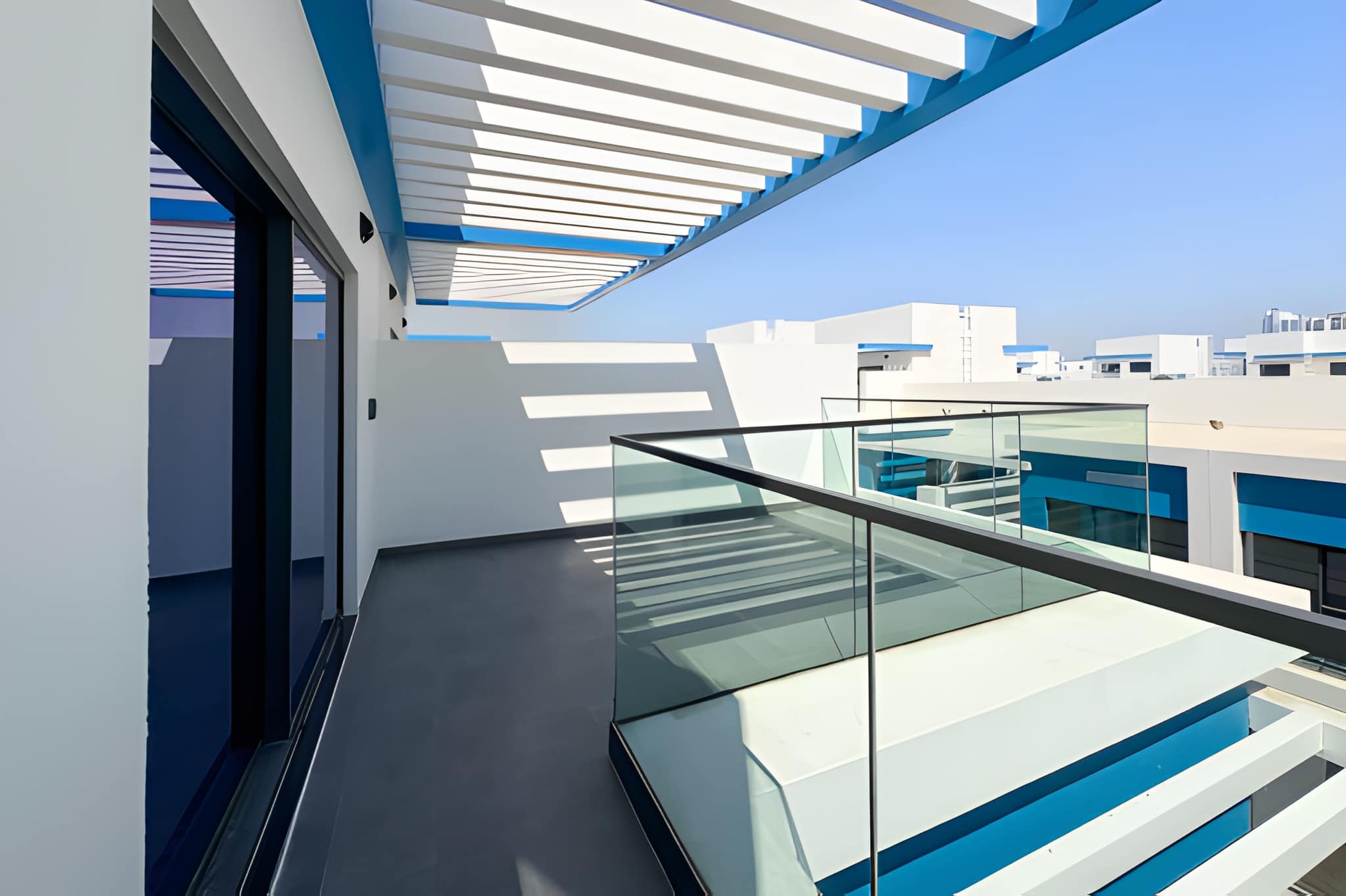 5 Bedrooms Townhouse in Santorini 1