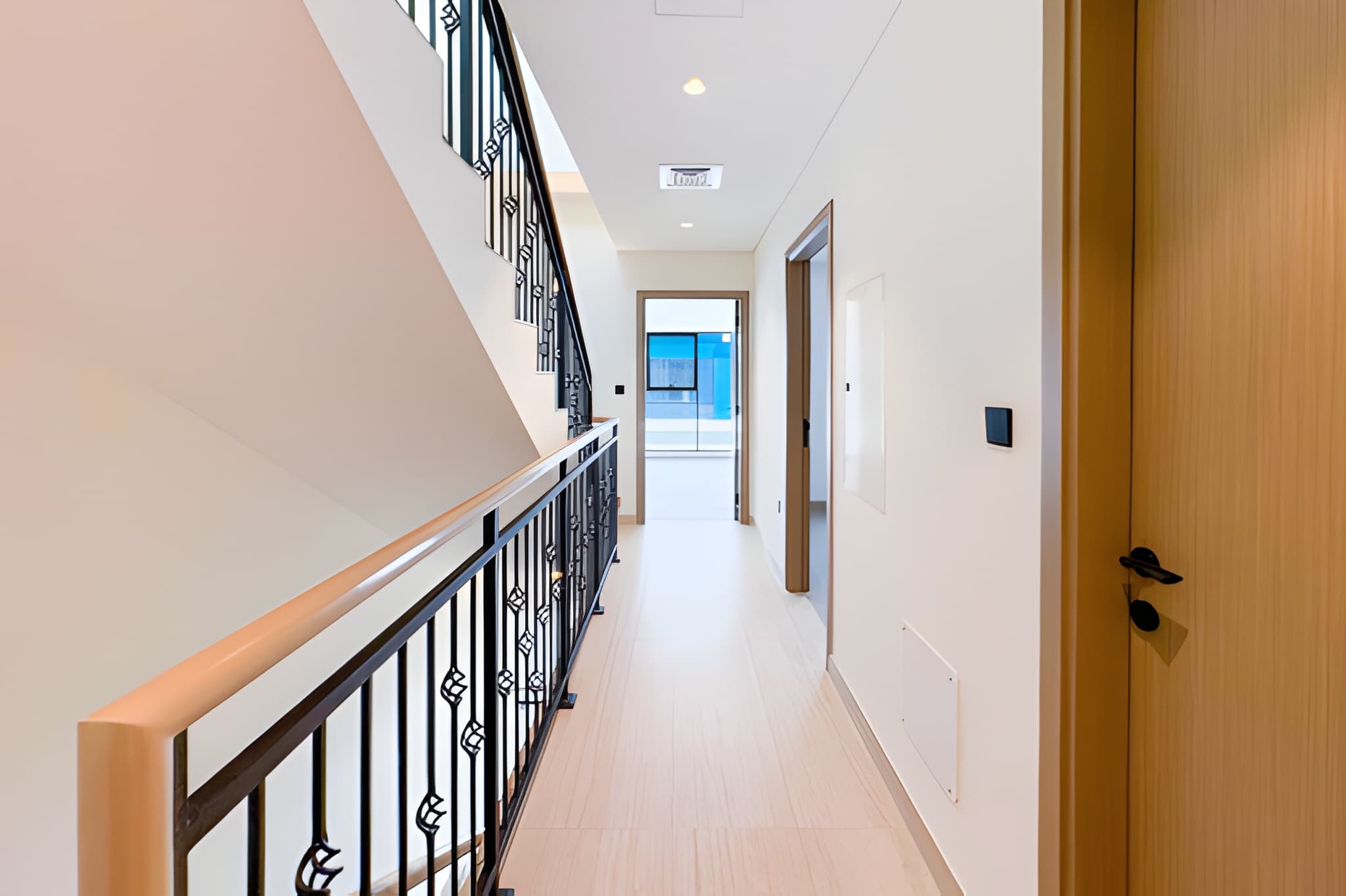 5 Bedrooms Townhouse in Santorini 1