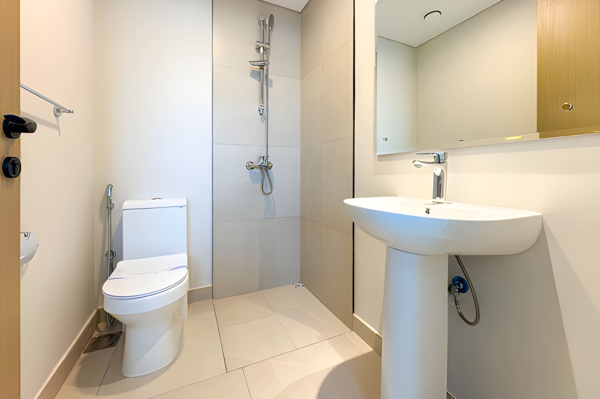 5 Bedrooms Townhouse in Santorini 1