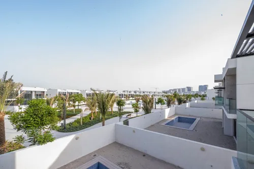 6 Bedrooms Villa in District One - B Villas