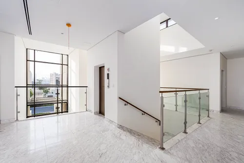 6 Bedrooms Villa in District One - B Villas