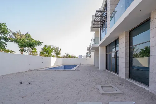 6 Bedrooms Villa in District One - B Villas