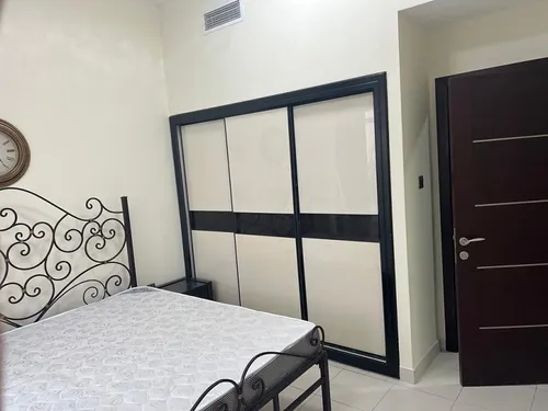 2 Bedrooms Apartment in Tower 1, Glitz 3