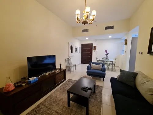 2 Bedrooms Apartment in Tower 1, Glitz 3