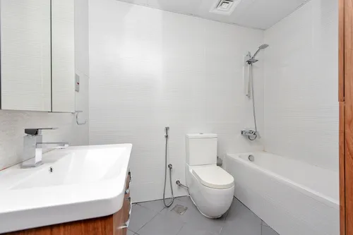 2 Bedrooms Apartment in Tower 1, Glitz 3