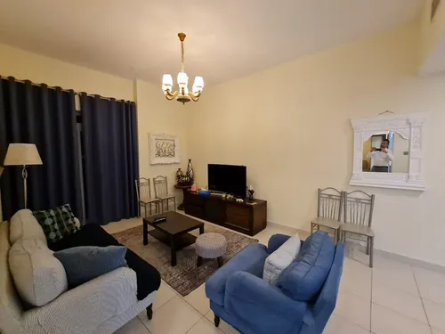 2 Bedrooms Apartment in Tower 1, Glitz 3