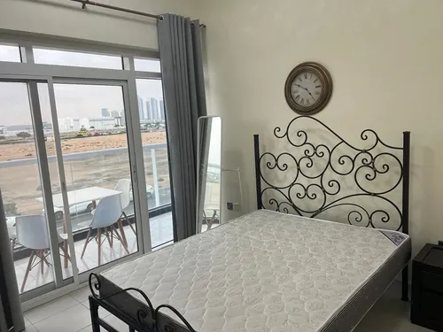 2 Bedrooms Apartment in Tower 1, Glitz 3
