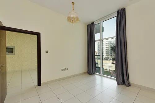 2 Bedrooms Apartment in Tower 1, Glitz 3